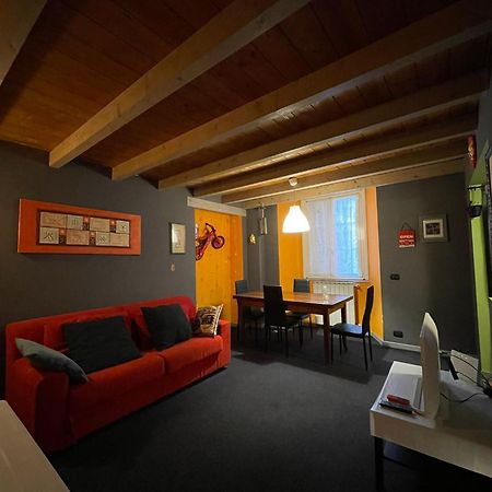 Rainbow House Appartement Intra Buitenkant foto